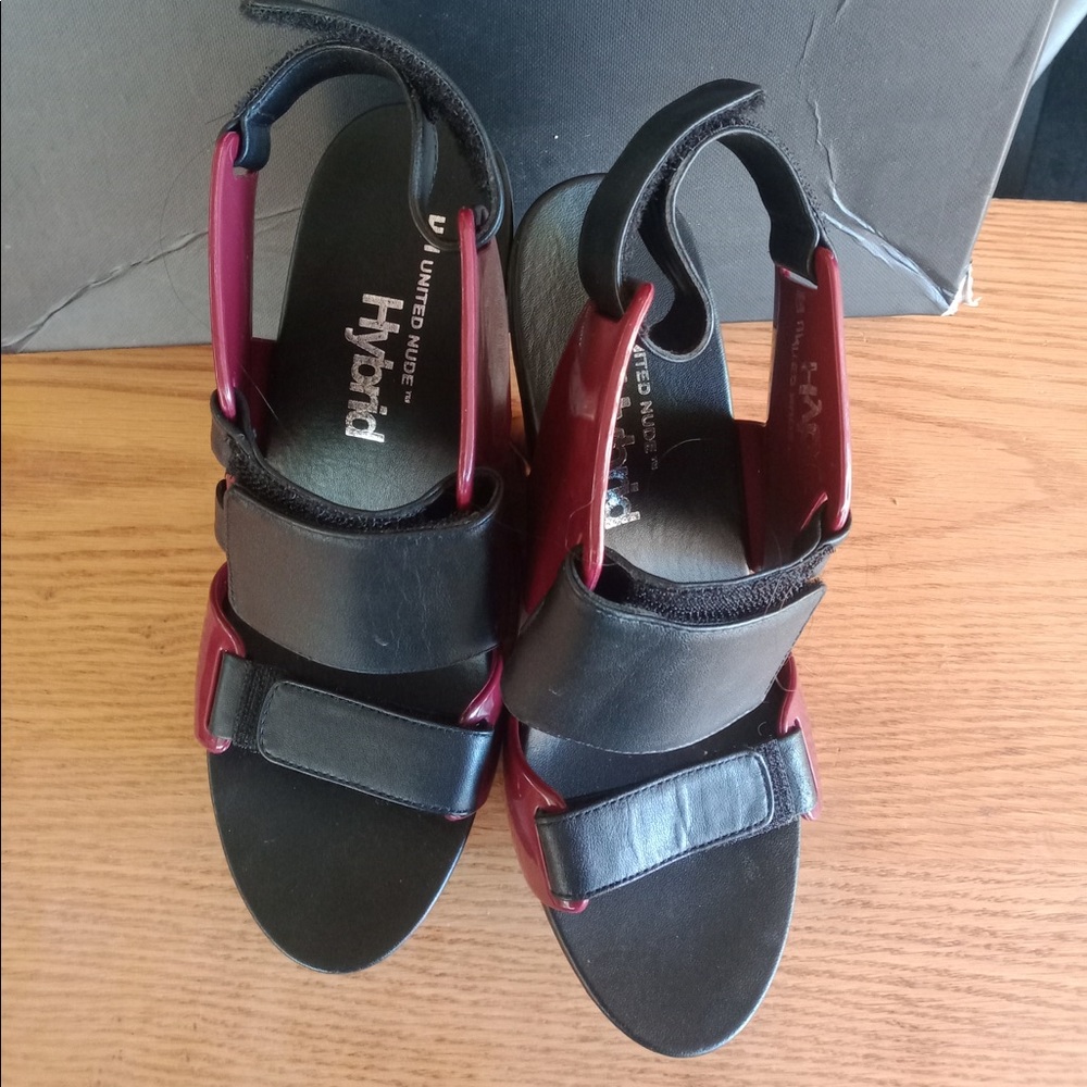 Unique European style sandals